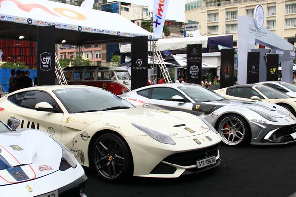 Step-by-Step Guide: Installing a Front and Rear Dash Cam in Your UK Vehicle